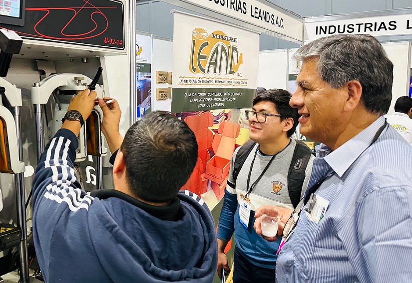 秘鲁皮革展现场图片3