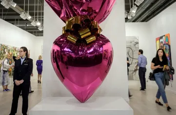 香港巴塞尔艺术展2026逛展指南：时间地点/门票价格