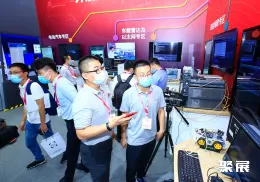 上海汽车测试展现场图片3