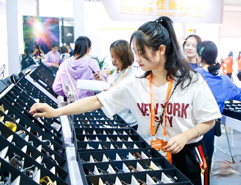 泰国眼镜展现场图片3