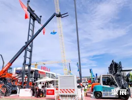 北京商用车展现场图片9