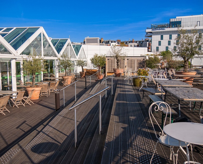 法国巴黎凡尔赛门巴黎会展馆实景图