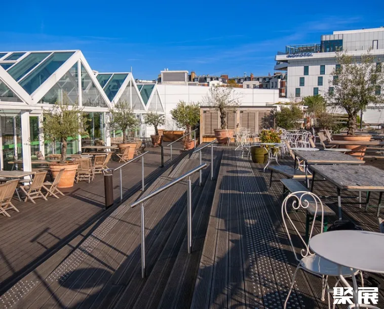 法国巴黎凡尔赛门巴黎会展馆实景图