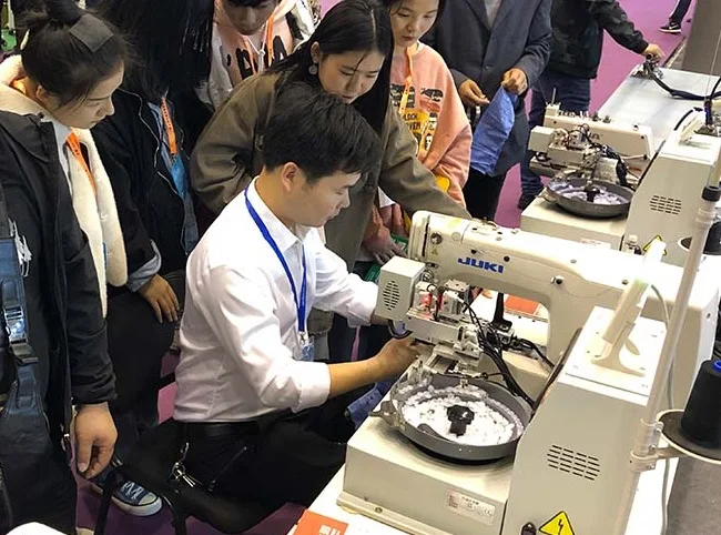 2022郑州国际皮革、鞋机、鞋材展览会欢迎您！