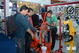 印度新能源车展现场图片5