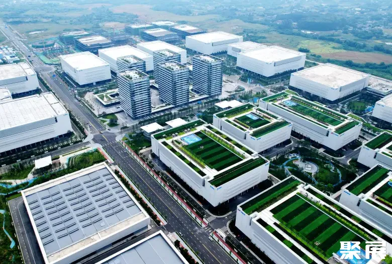 四川成都航空产业园内