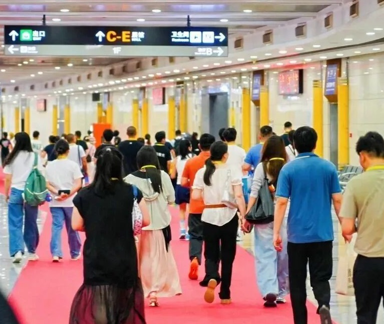 金华钛工业展展会现场(现场盛况)1