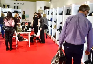 俄罗斯箱包展现场图片2
