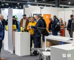 波兰金属加工展现场图片8