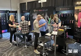 洛杉矶成人展现场图片1