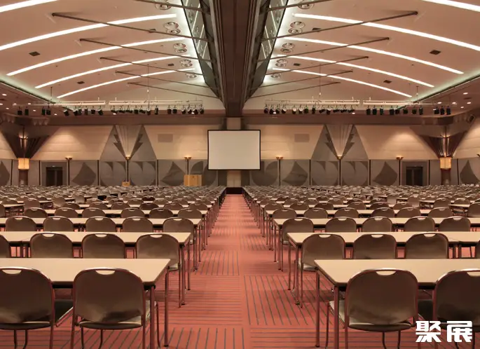 日本东京幕张国际会展中心实拍图
