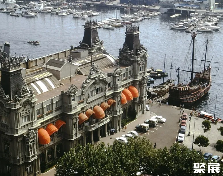 西班牙巴塞罗那维尔港