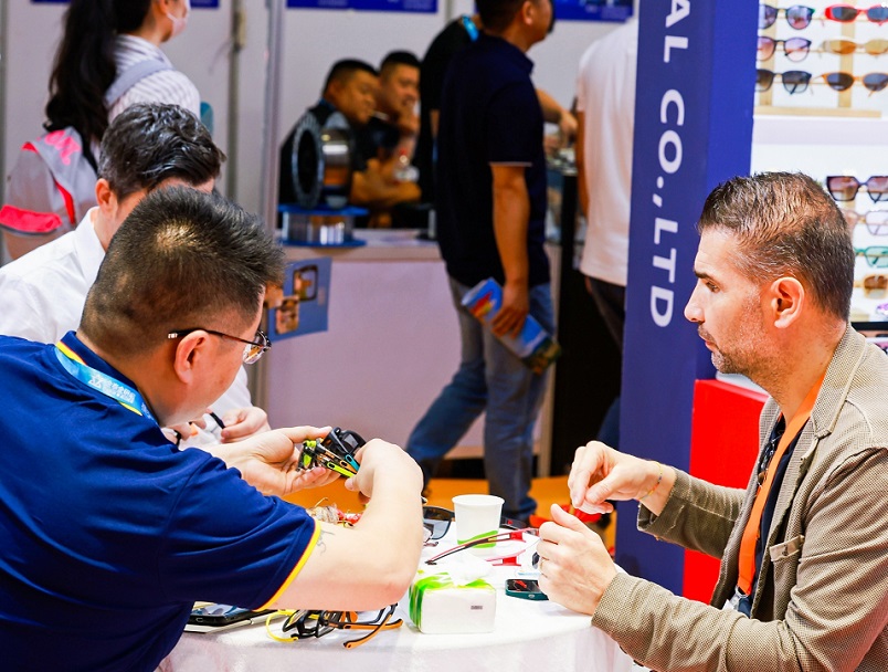 泰国眼镜展现场图片2