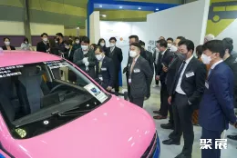 韩国电动车展现场图片2