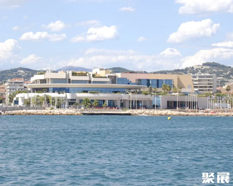 法国戛纳影节宫实景图