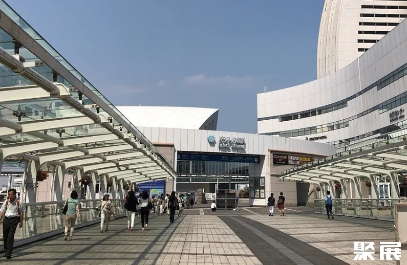 日本横滨国际平和会展中心实景图