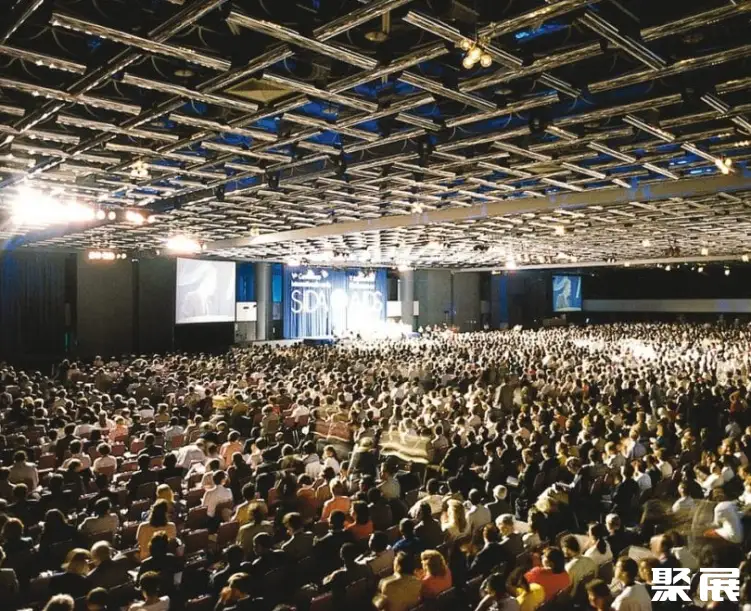 加拿大蒙特利尔会议中心实拍图