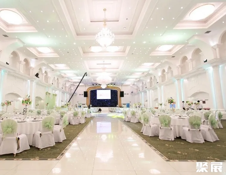 哈薩克斯坦阿拉木圖巴赫奇薩雷宴會廳實景圖