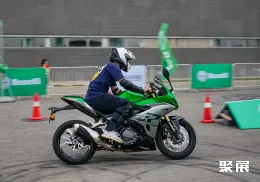 北京摩博会现场图片10