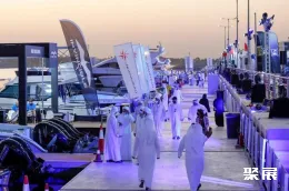 阿聯(lián)酋游艇展展會(huì)現(xiàn)場(現(xiàn)場盛況)5