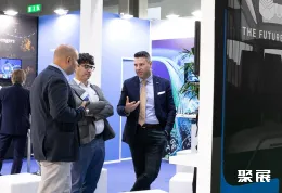 意大利客車巴士展展會(huì)現(xiàn)場(chǎng)(現(xiàn)場(chǎng)盛況)7