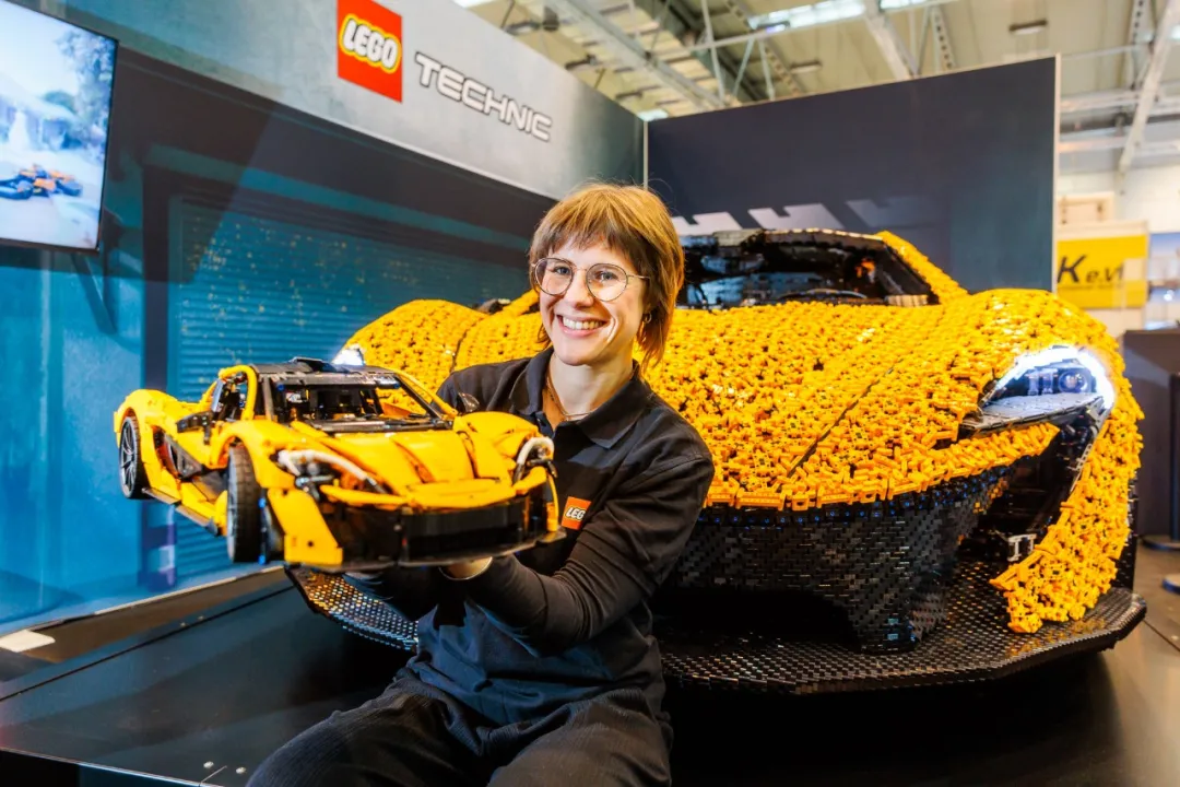 埃森改装车展现场图片16