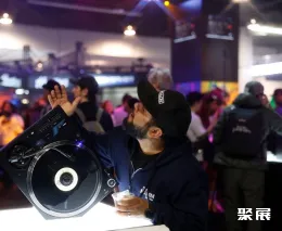 美國舞臺(tái)燈光展展會(huì)現(xiàn)場(現(xiàn)場盛況)4