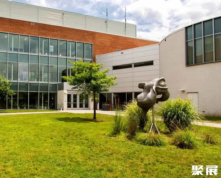 Rockland Community College Field House实景