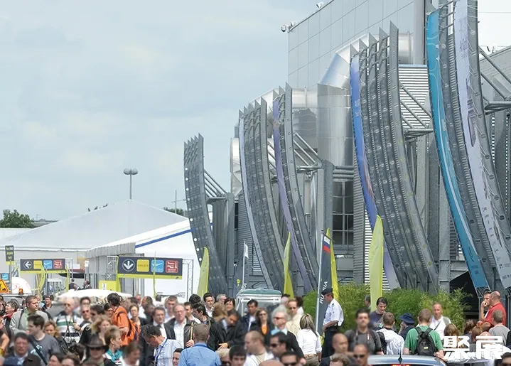 法国巴黎北郊维勒班展览中心展馆图