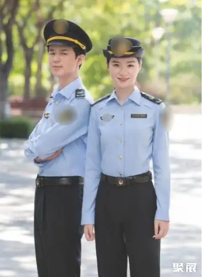 重庆红冠服饰有限公司