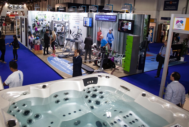 迪拜户外家具展现场图片3