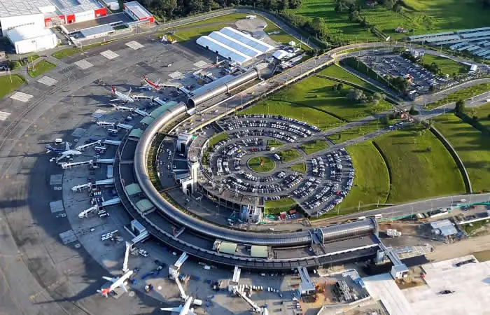 哥伦比亚麦德林机场图片3