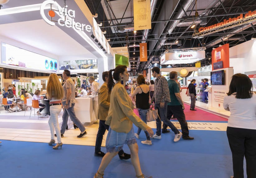 西班牙房产展现场图片9