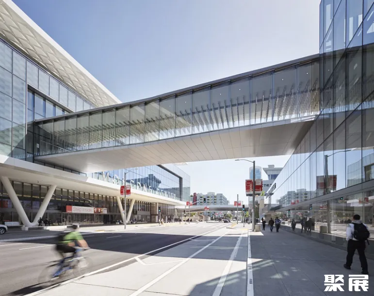 美国旧金山莫斯克尼会议中心实景