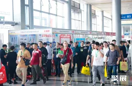 新疆农机展现场图片3