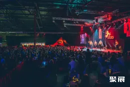 拉脱维亚成人展现场图片1