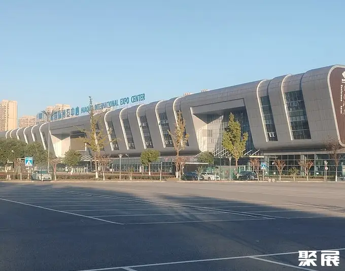 江苏昆山花桥国际博览中心实拍图