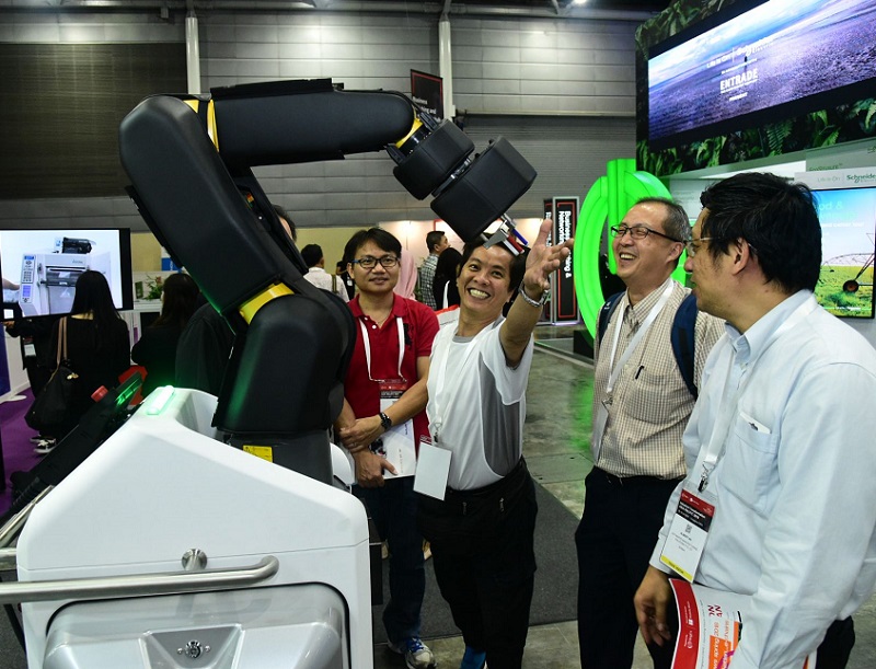 新加坡工业展现场图片8