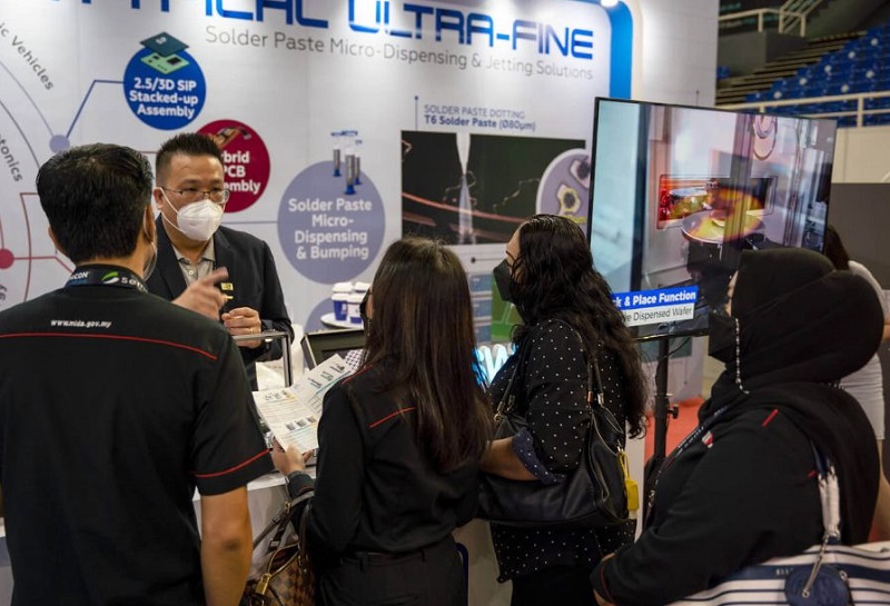 新加坡半导体展现场图片11