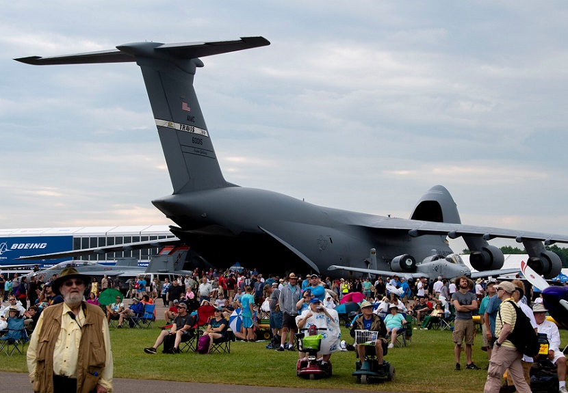 美国航空展现场图片7