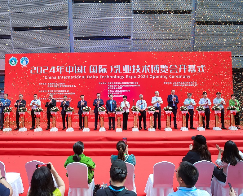 成都市奶业展展会现场(现场盛况)1