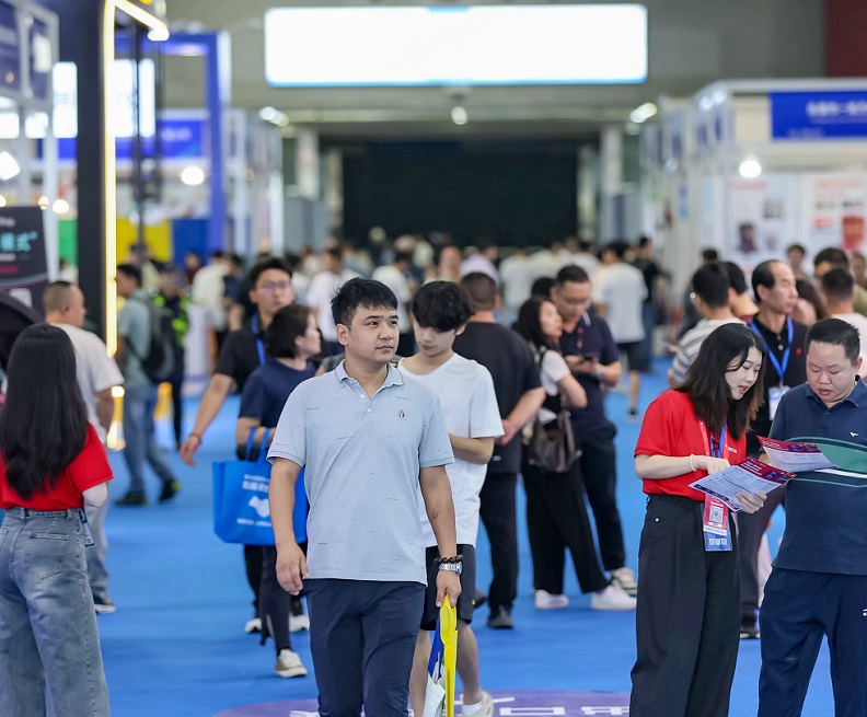 广州国际五金展展会现场(现场盛况)1