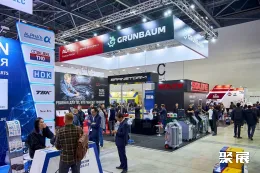 哈萨克斯坦车展现场图片7