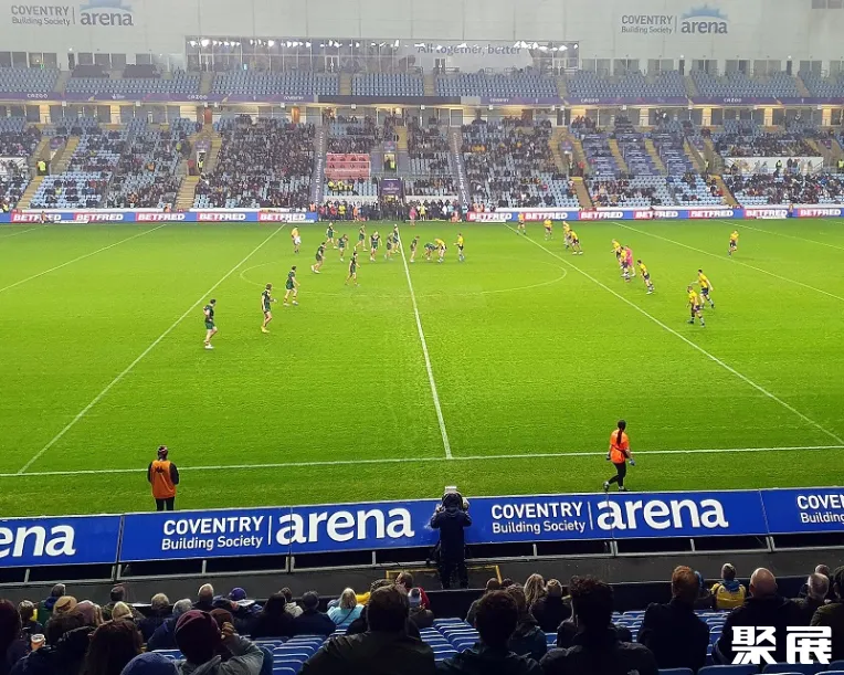 英国考文垂理光球场实景图