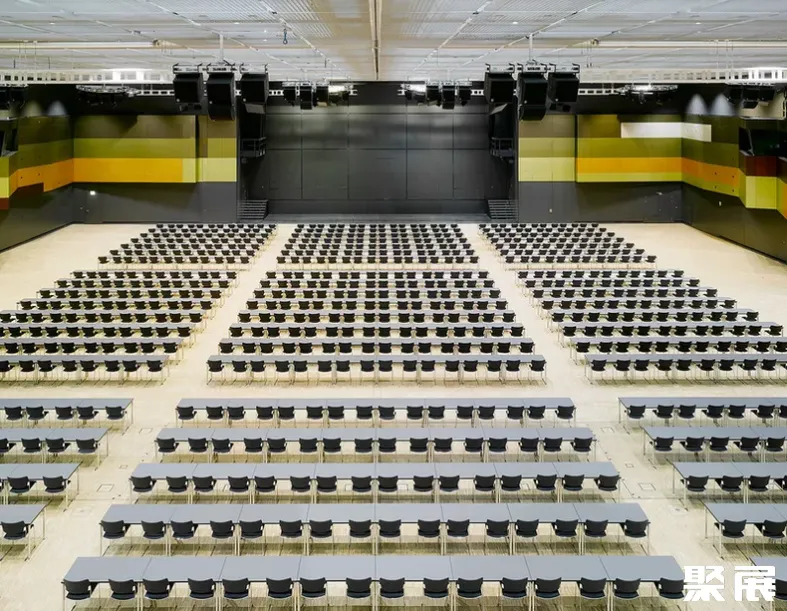德国新斯图加特展览中心实景图