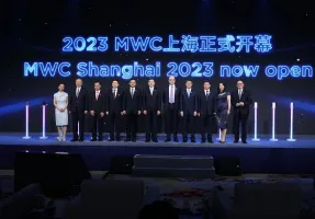 见证全球5G：MWC上海/世界移动通信大会2025免费门票限时领取（领取平台：聚展）