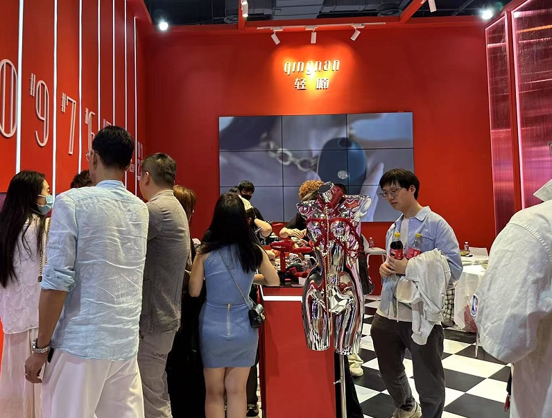 上海成人展现场图片11