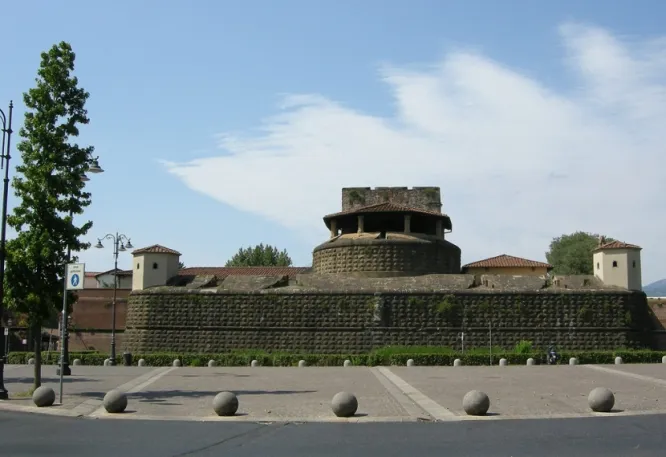 意大利佛罗伦萨Fortezza da Basso展览中心图片1