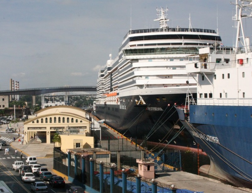 多米尼加圣多明各无忧邮轮码头