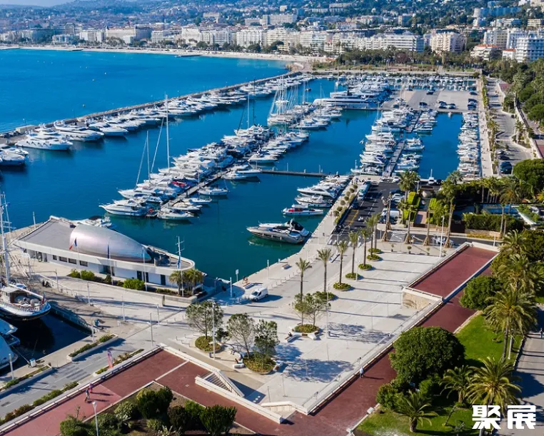 法国戛纳港